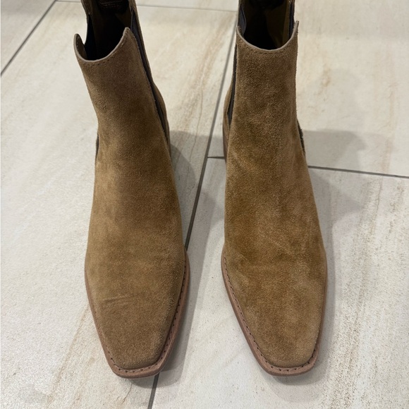 Tory Burch Women's Western Pointed Toe Ankle Chelsea Boots - Picture 2 of 7